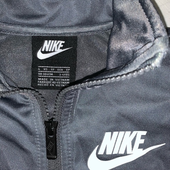 Sold - Picture 4 of 5